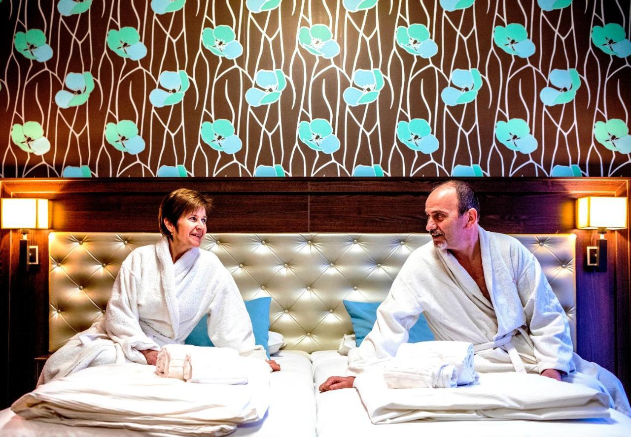 Session Hotel Rackeve Ngoại thất bức ảnh