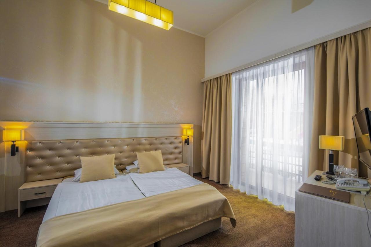 Session Hotel Rackeve Ngoại thất bức ảnh